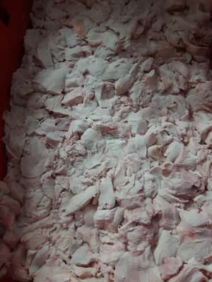 FROZEN CHICKEN MEAT - TRIMMINGS FROM FILLETS