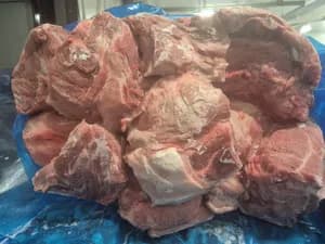 Frozen pork boneless collar parts - polyblock price 3,20 eur exw